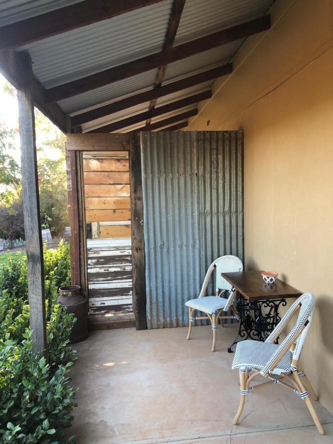No 3 @ Bed In A Shed B&Bs Watervale ภายนอก รูปภาพ
